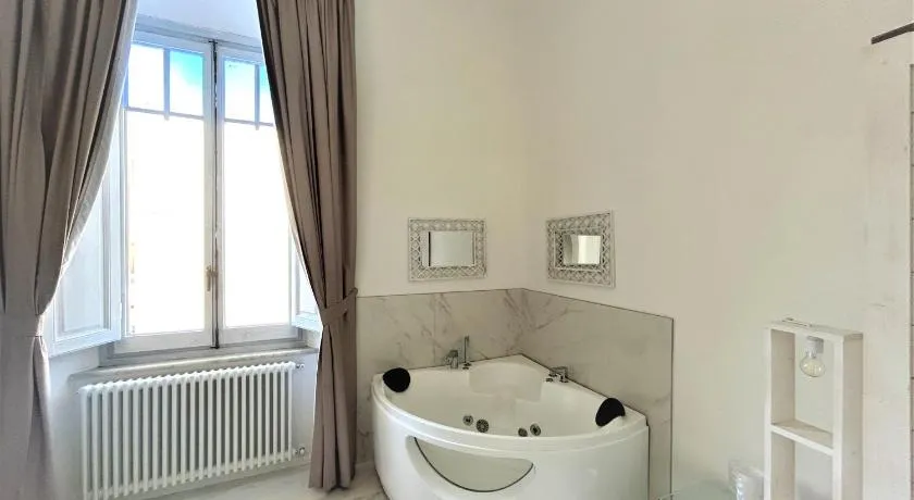 Allegra Viareggio Appartamento & Affittacamere Guest house - Image 1