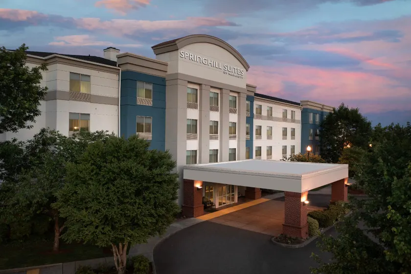SpringHill Suites by Marriott Portland Vancouver - Image 1
