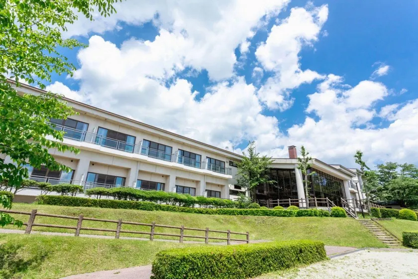 Forest Resort Hotel Green Pearl - Image 1