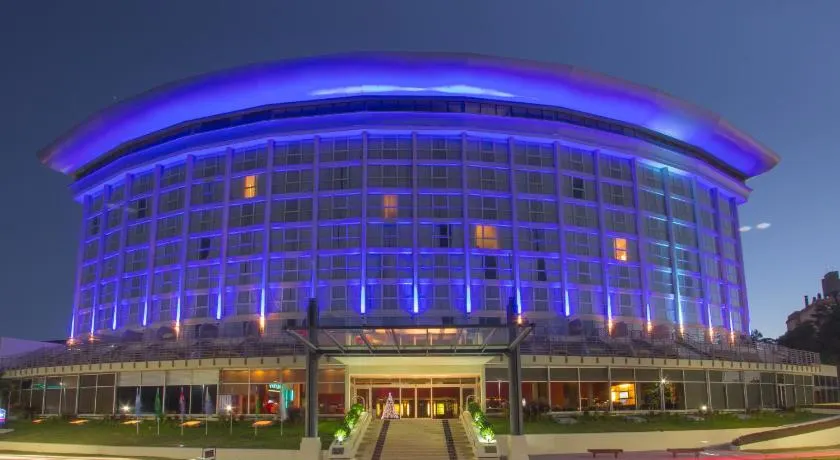 Howard Johnson Plaza Resort & Casino Mayorazgo - Image 1