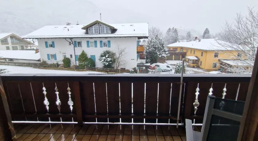 ciao-aschau FeWo Schöne-Aussicht - Image 1