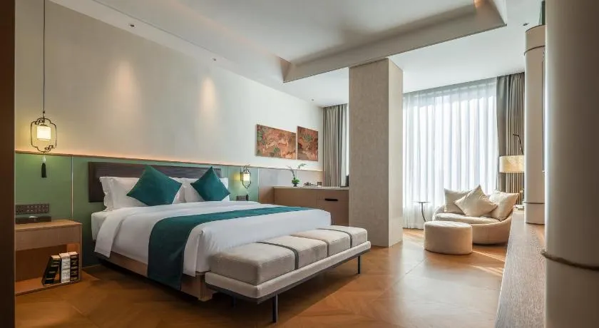Oriental Elegant Hotel - Image 1