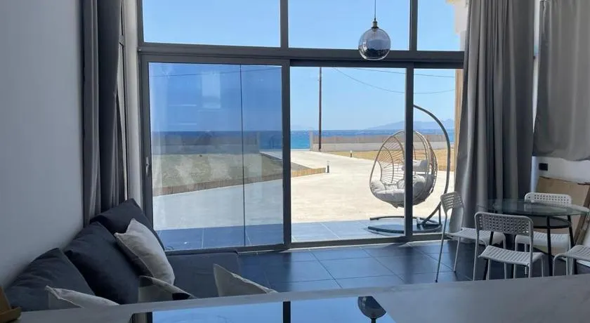 Beach front Apartments 2-3-4 - Image 1