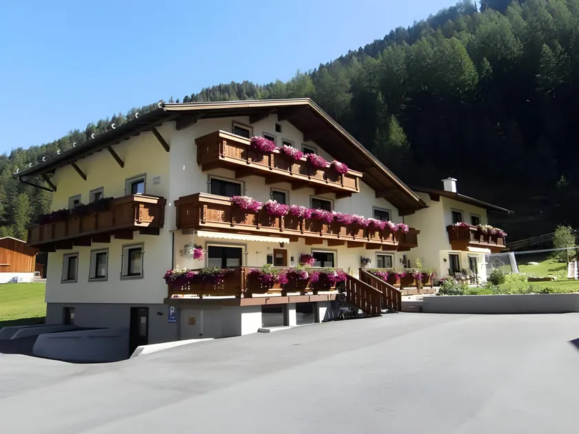 Haus Gstrein - Image 1