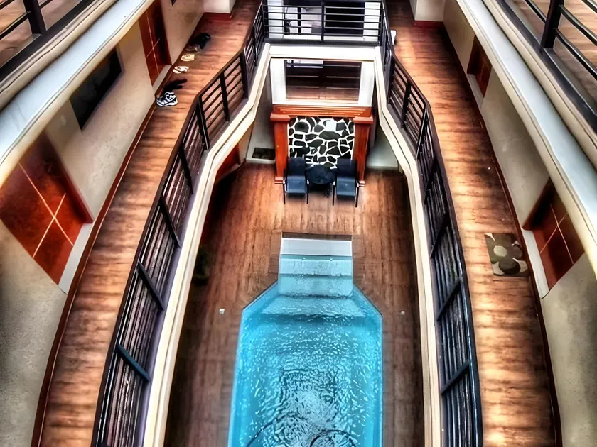 Hidden Pearl Hotel (Janus Luxury Suites) - Image 1