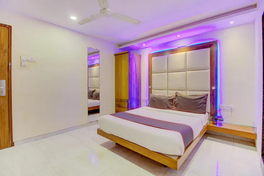 Hotel O Address Inn - Image 1