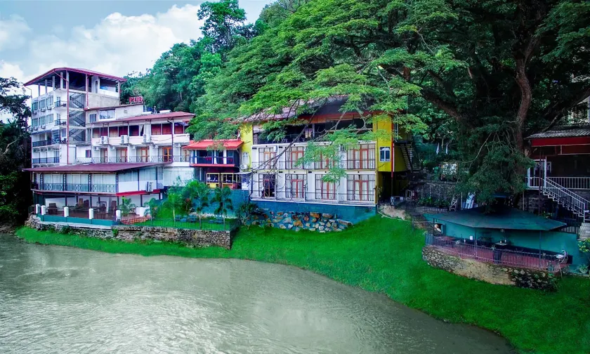 Hotel Gangaaddara - Image 1