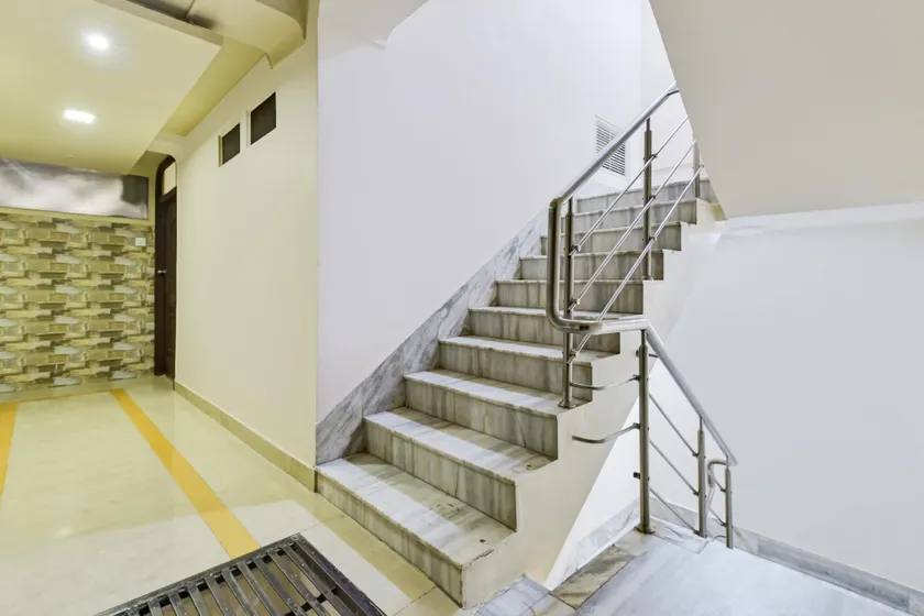 OYO Hotel City Palace - Image 1