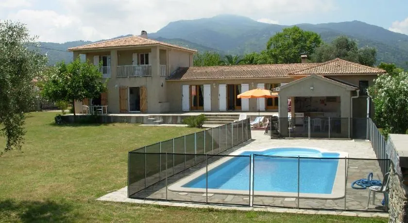 Bed and Breakfast - Image 1