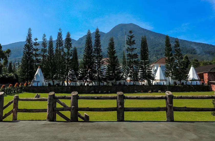 The Highland Park Resort Bogor - Image 1