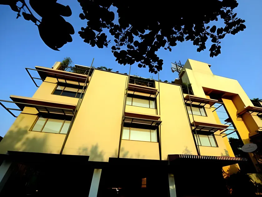 Hotel Dhans - Image 1