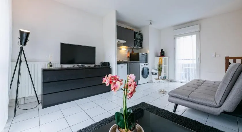 Duplex 4 personnes - tout équipé - Proche aéroport CDG - Image 1