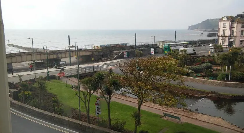Dawlish Sea View Apartment - Image 1