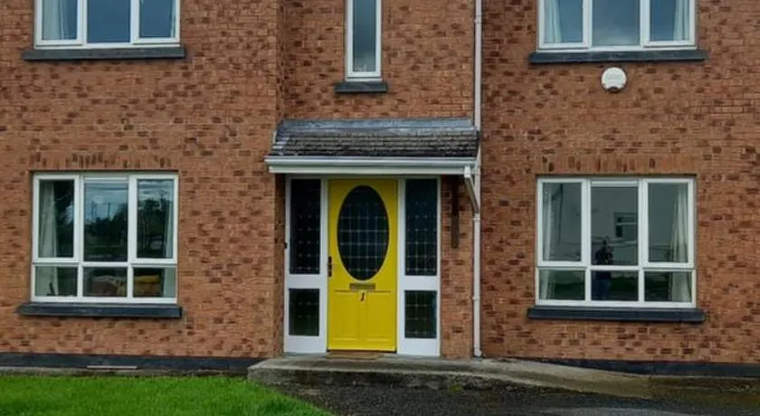 1 Cartrun Breac N39D7H6 Opposite Longford Rugby Club - See the Yellow Door - Image 1