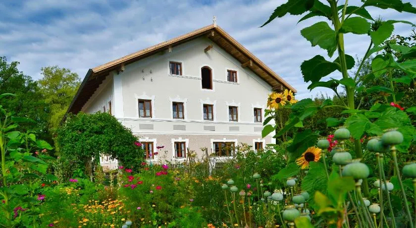 Gästehof Huber - Image 1