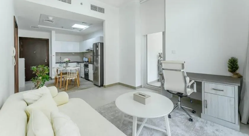 FAM Living 1BR Stay Binghatti Gateway, Al Jaddaf - Image 1
