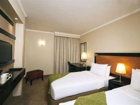 StayEasy Emalahleni - Image 1