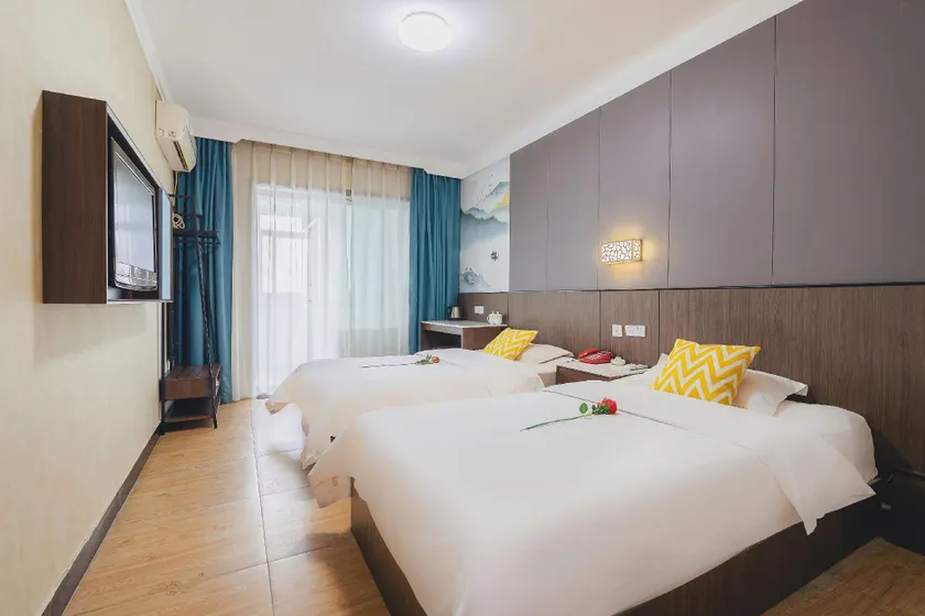 East Asia Star Business Hotel (Linzhou Bus Station) - Image 1