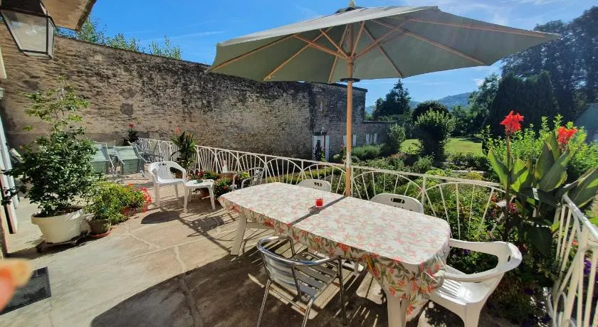 CHEZ PIERRE - Image 1