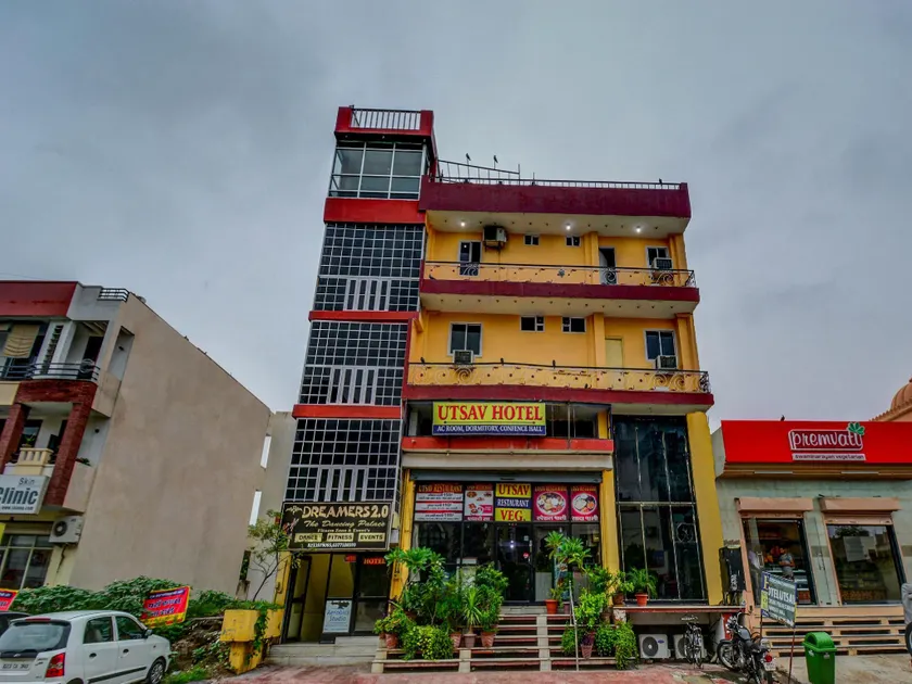 Collection O 18320 Hotel Utsav - Image 1
