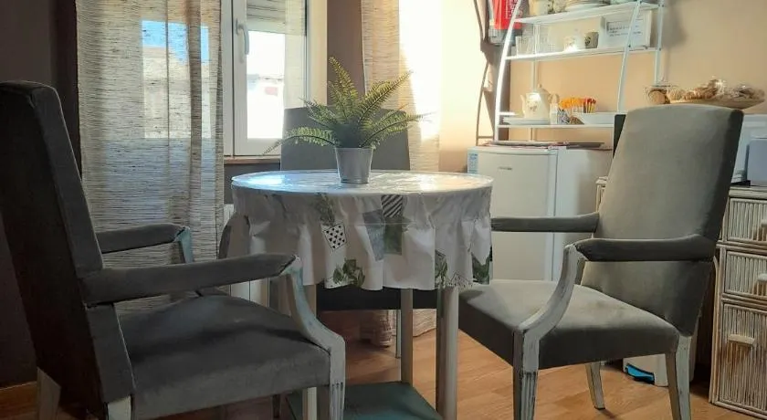 HOSTAL Villa de Brulles - Image 1