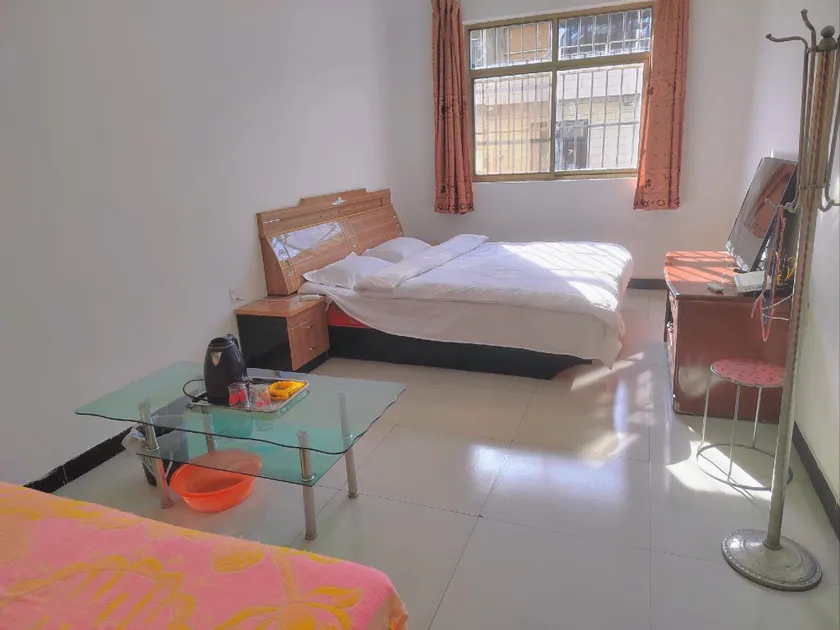 Jintai Hotel (Caijiapo Railway Station Branch) - Image 1