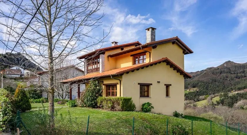Casa Mariella en Linares, Ribadesella - Image 1