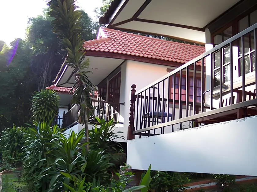 Poseidon Bungalows - Image 1
