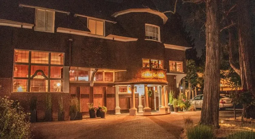 Cedar Gables Inn - Image 1