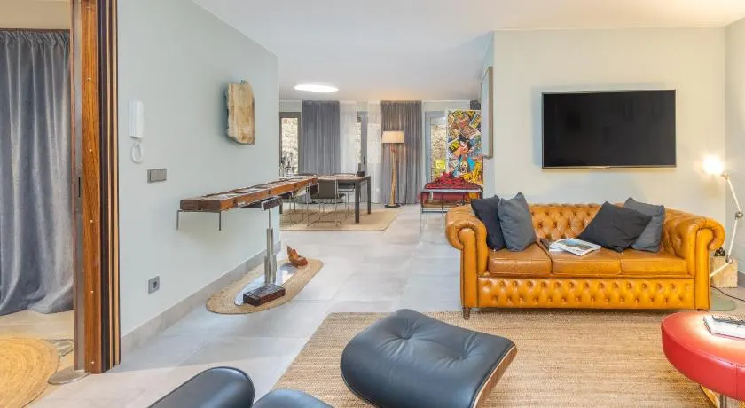 Kel Domènech Luxury Apartment - Image 1