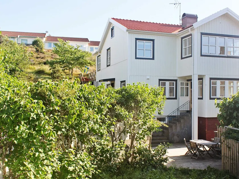 4 star holiday home in Dyrön - Image 1