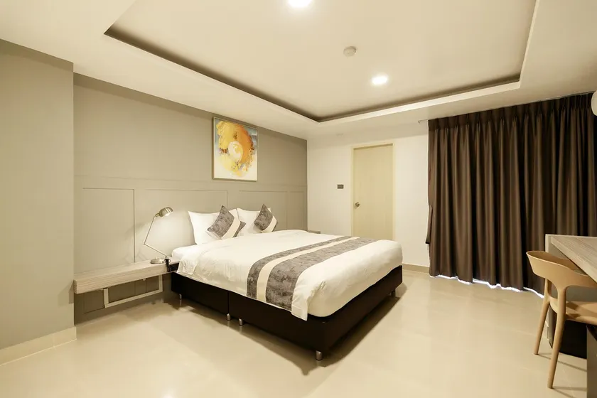 UTD8 Hotel and Residence - Image 1