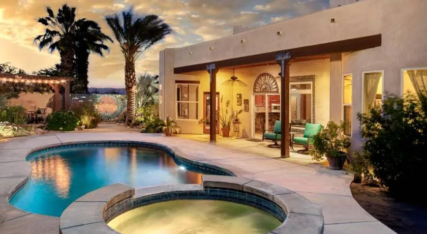 A Beautiful Desert Escape with Everything You Need - Image 1