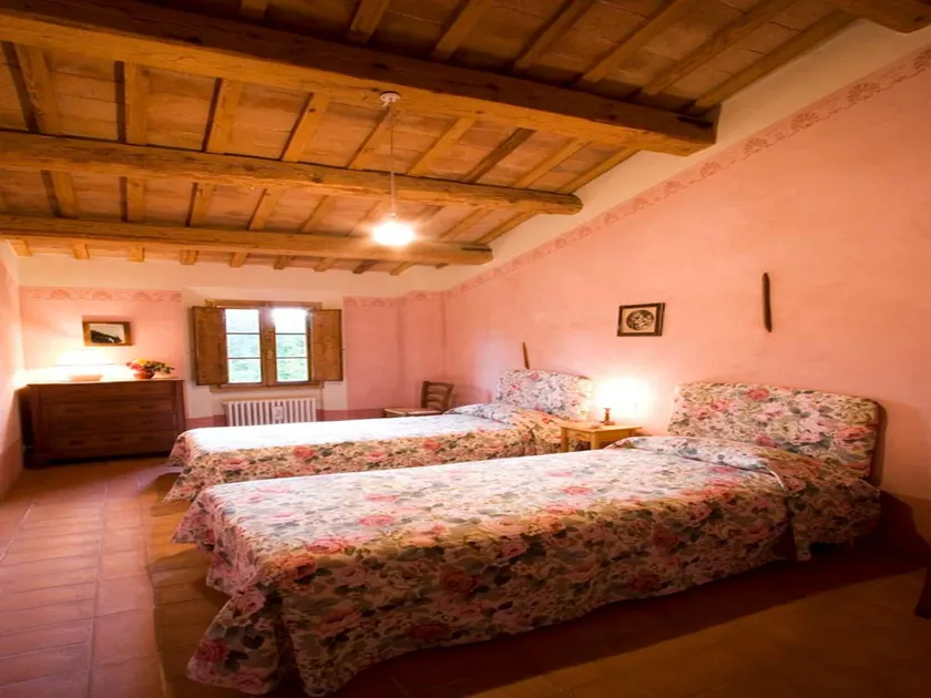 Spacious Holiday Home in Brisighella - Image 1