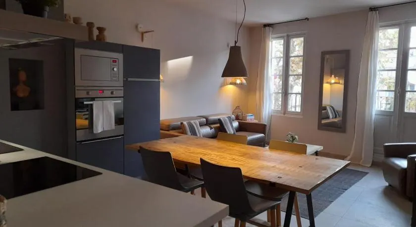 Apparts Et Lofts Bistrot Des Alpilles - Image 1