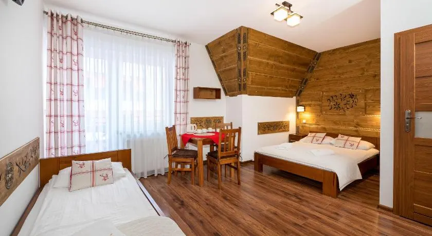 Willa Pod Reglami Małe Ciche - Jacuzzi & Sauna Idealna baza wypadowa w Góry! - Image 1