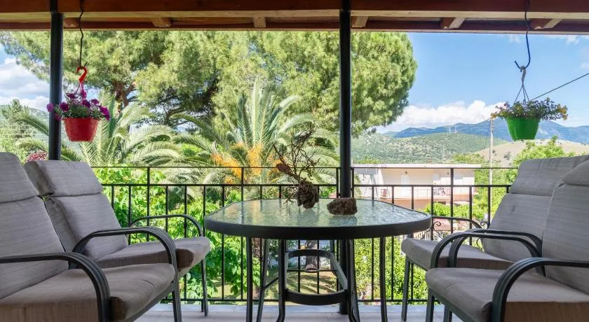Country House Elaionas - Image 1
