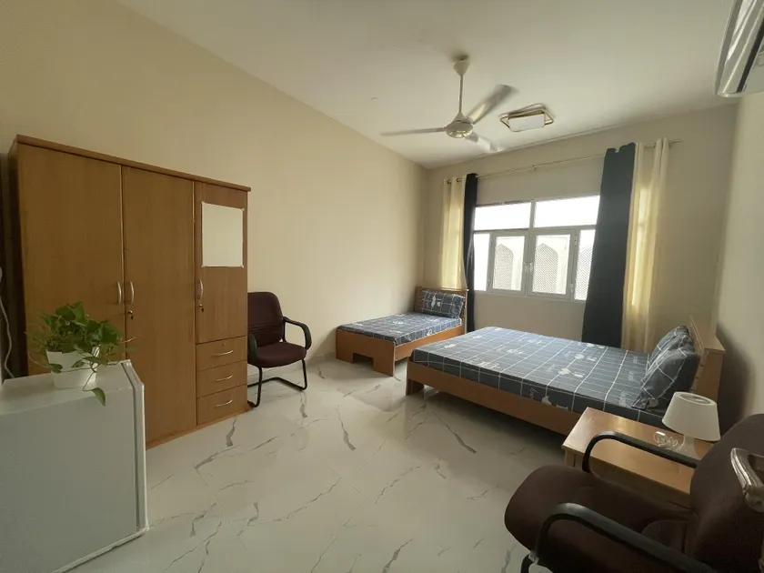 clean and comfortable master bedroom - Image 1