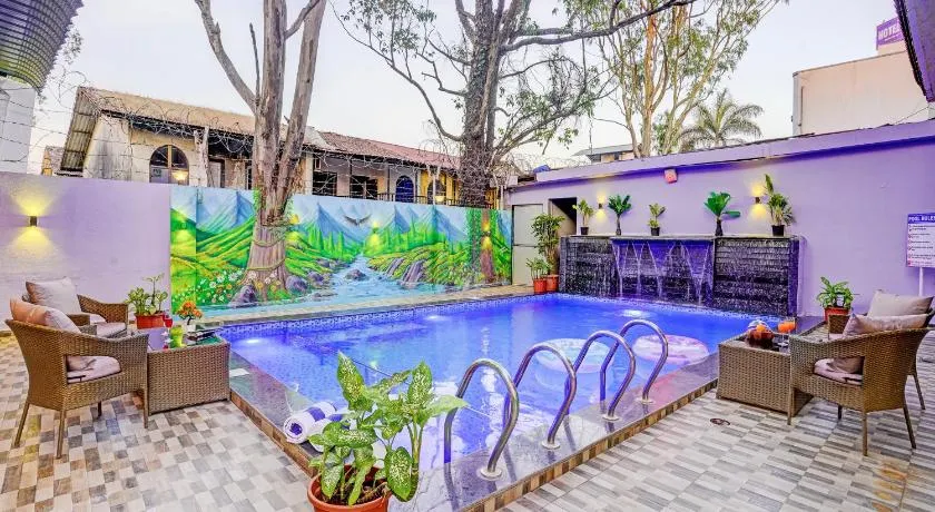 Alaya Stays 4 BHK with Poolside Gazebo & Garden - Villa Nest - Image 1
