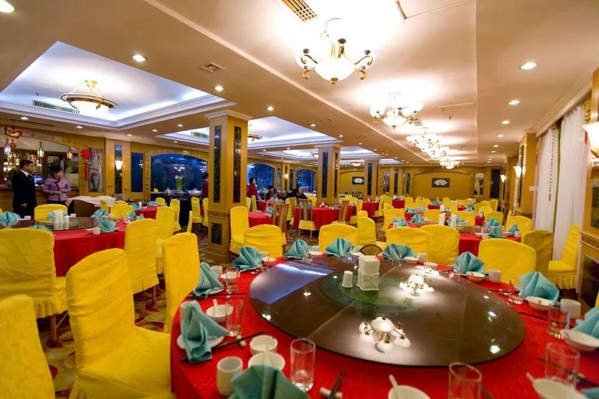 Citic Putuo Hotel - Image 1