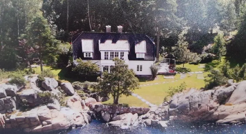 Seaside Villa - Image 1