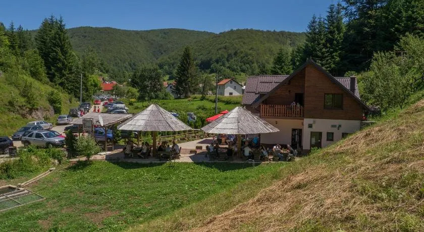 Motel Luka - Image 1