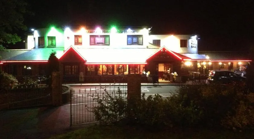 The Plough Inn - Image 1