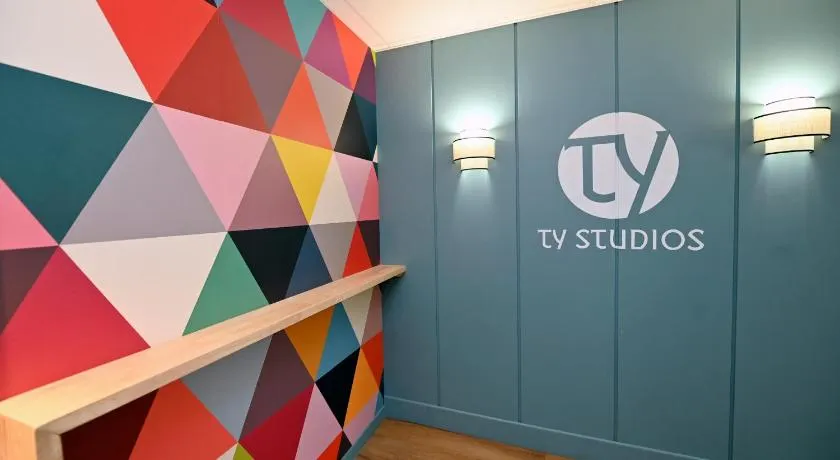TY STUDIOS Hyper Centre Ville - Image 1
