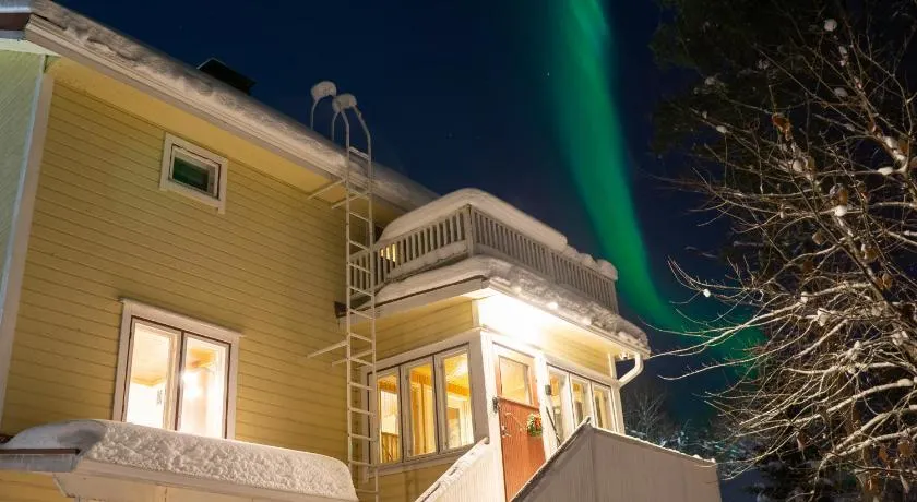 Arctic Garden Design Villa - Image 1