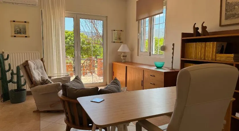 Verano Retreat - Image 1