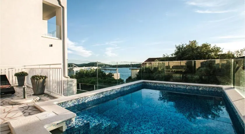 Atemberaubendes Zuhause in Zatoglav - Image 1