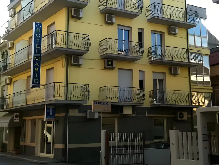Hotel Mario - Image 1