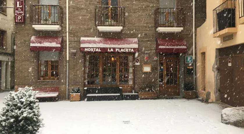 Hostal La Placeta - Image 1
