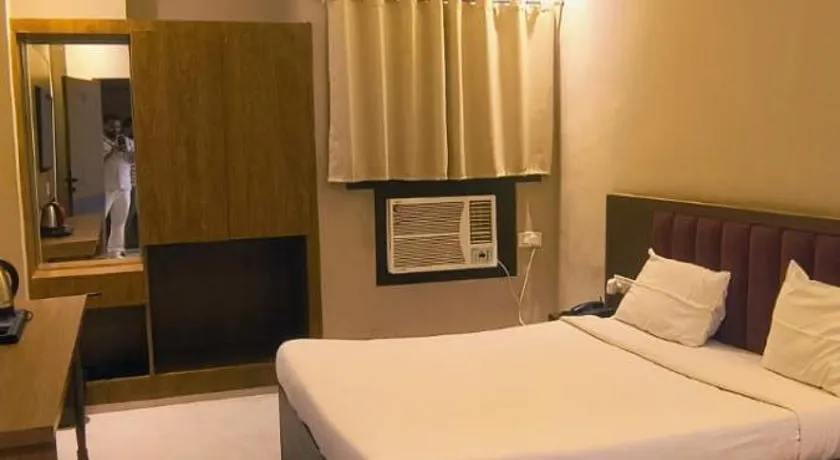 hotel grand vk #Ac family rooms#free wifi#free parking - Image 1